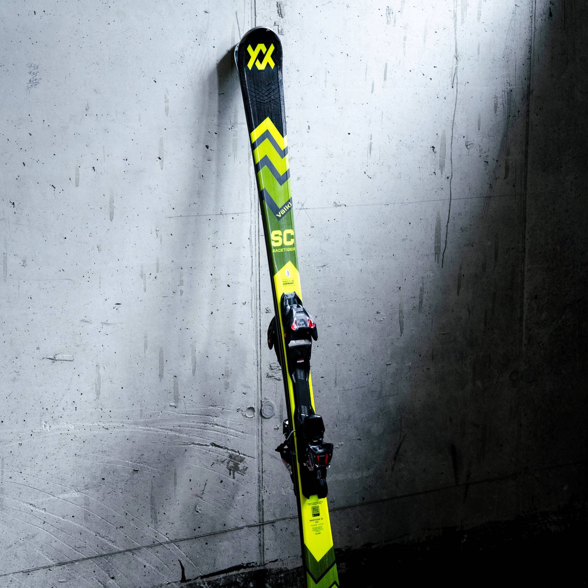 Volkl Racetiger SC Black Ski + VMotion 12 GW Binding 2025 - Image 3